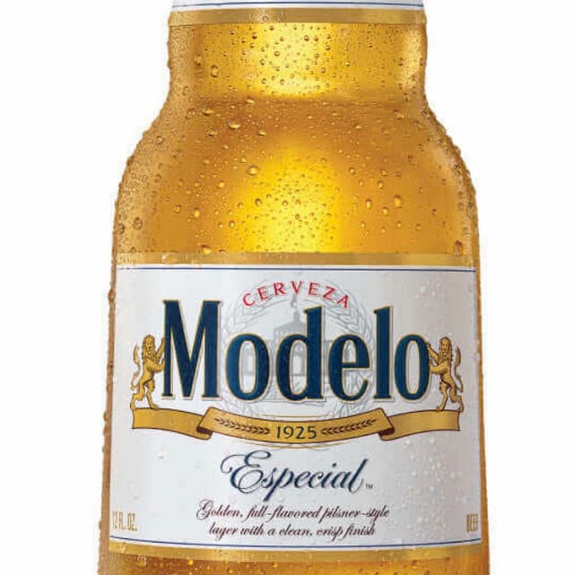 Modelo 12oz Beer.