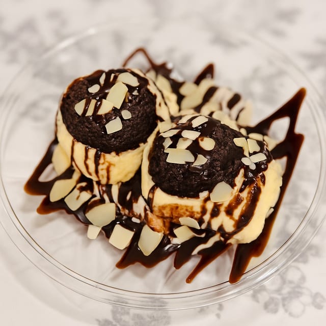 Hot Chocolate Fudge Sundae.