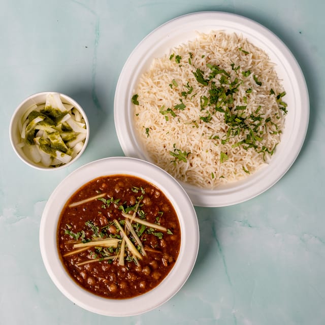 Chole Chawal (Garbanzo Beans with Rice).